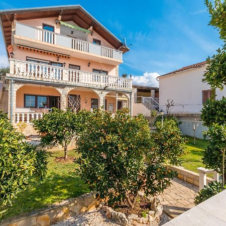 Mustel Travel Apartments Sveti Petar  Exteriör bild